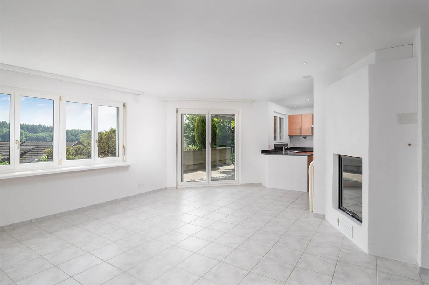 Living feeling with a view! - Photo 11 of 20