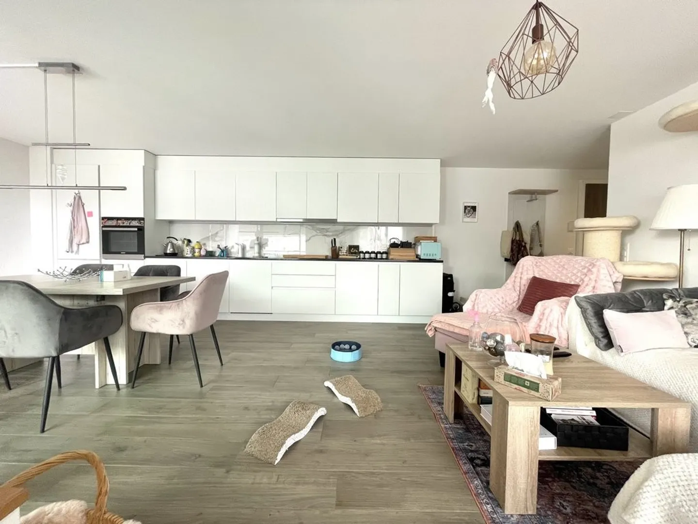 Appartement 3,5 pièces pour 1610.- CHF/mois incluant les charges - Photo 3 sur 6