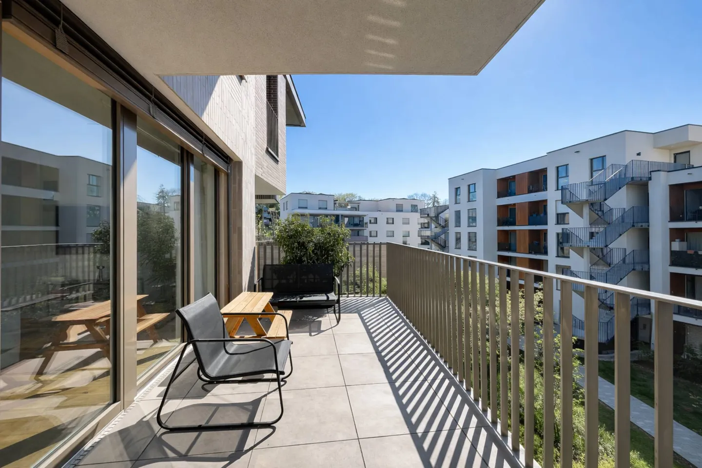 Zeitgenössisches Duplex im Herzen eines preisgekrönten Öko-Viertels - Foto 3 von 13