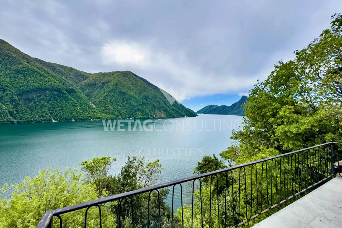Lugano-Gandria: Villa con vista lago a 180° sul Lago di Lugano – anche un... - Foto 2 di 13