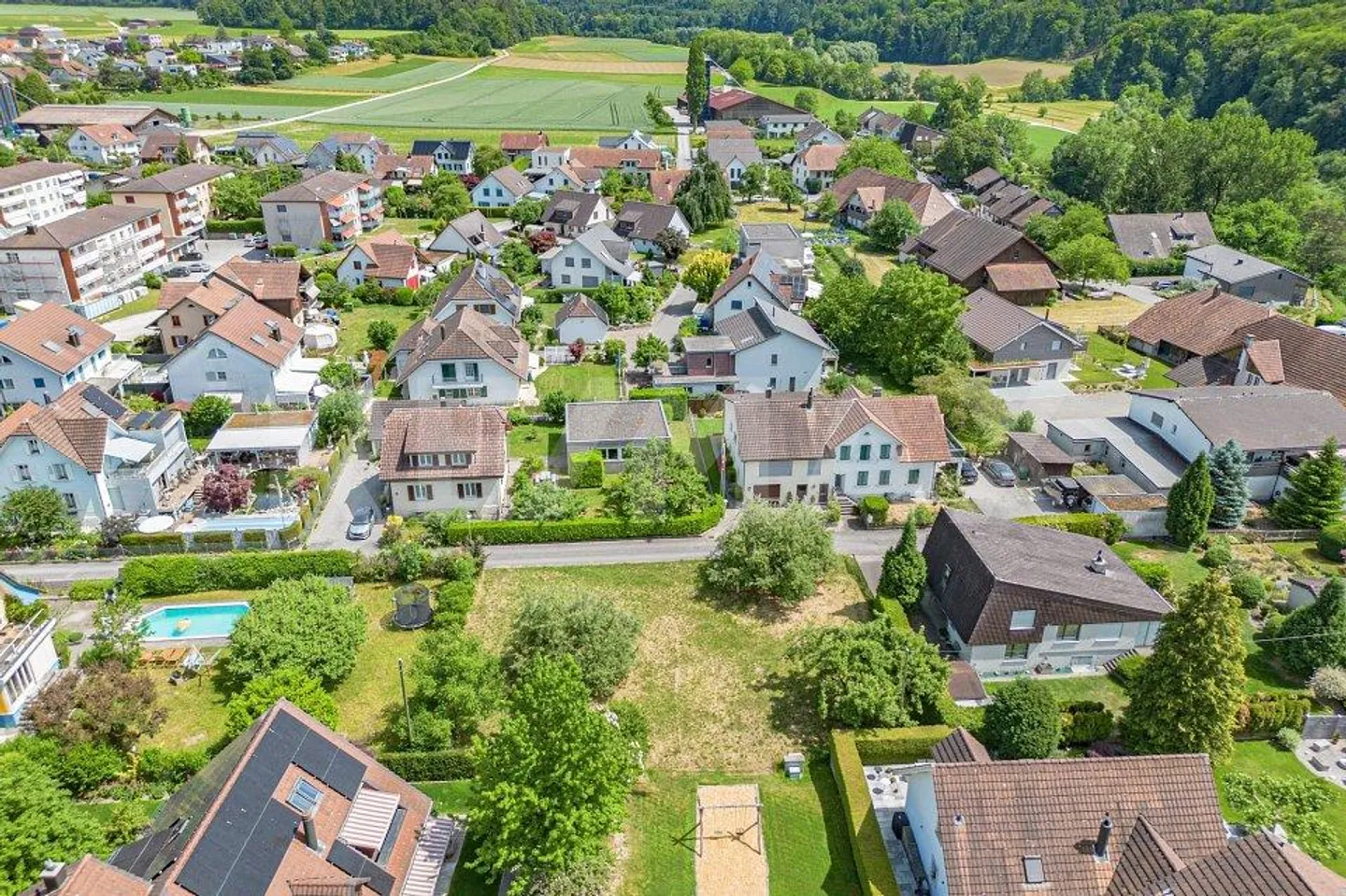 Geräumiges Baugrundstück in Möriken - Foto 3 von 8