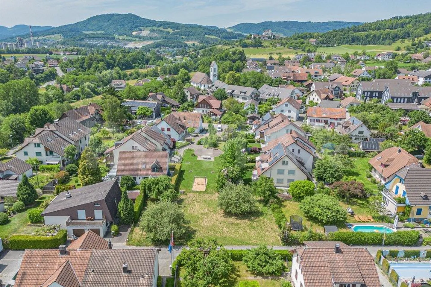 Geräumiges Baugrundstück in Möriken - Foto 4 von 8