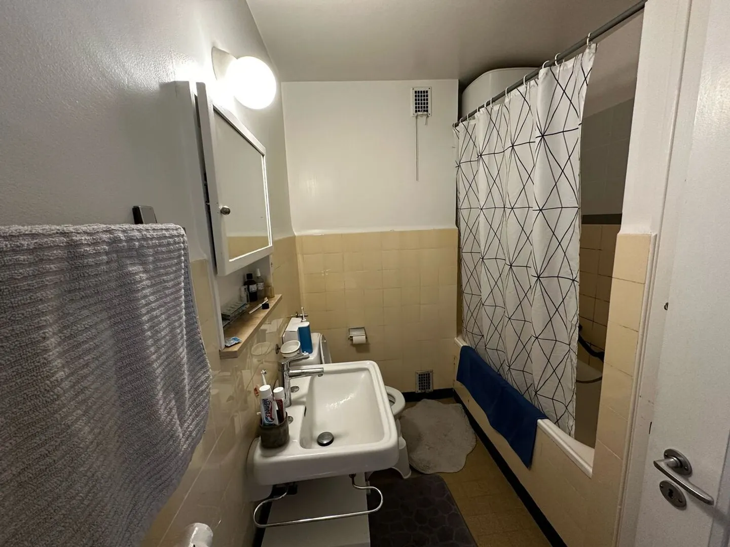 Wohnung La Chaux-de-Fonds - 3 Zimmer - Foto 4 von 9