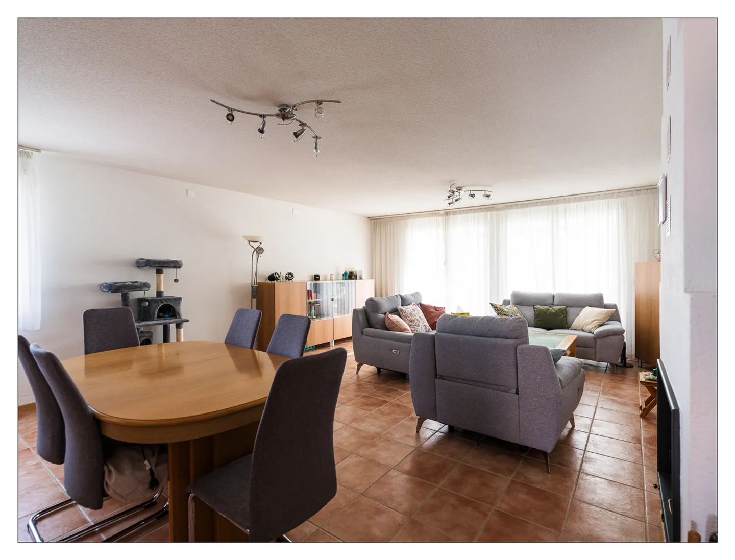 Geräumiges Triplex in Echallens - Foto 1 von 22
