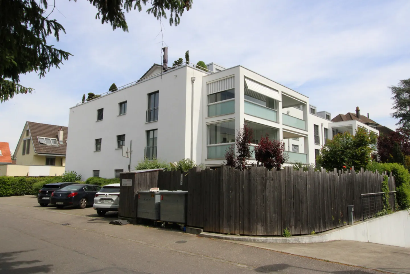 Large 5 1/2-Room Apartment with Private Garden - Reserved - Photo 10 of 10