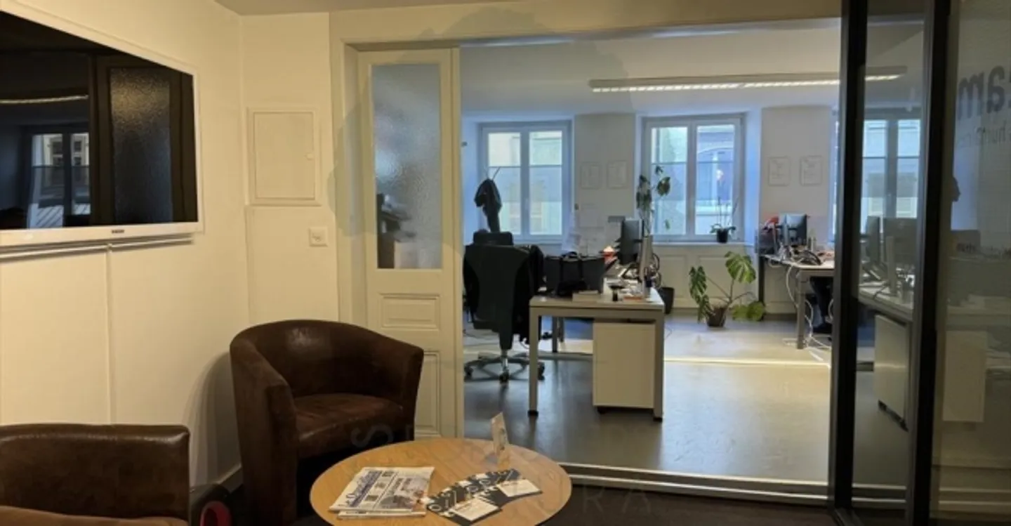 Office space for rent - Photo 3 of 13