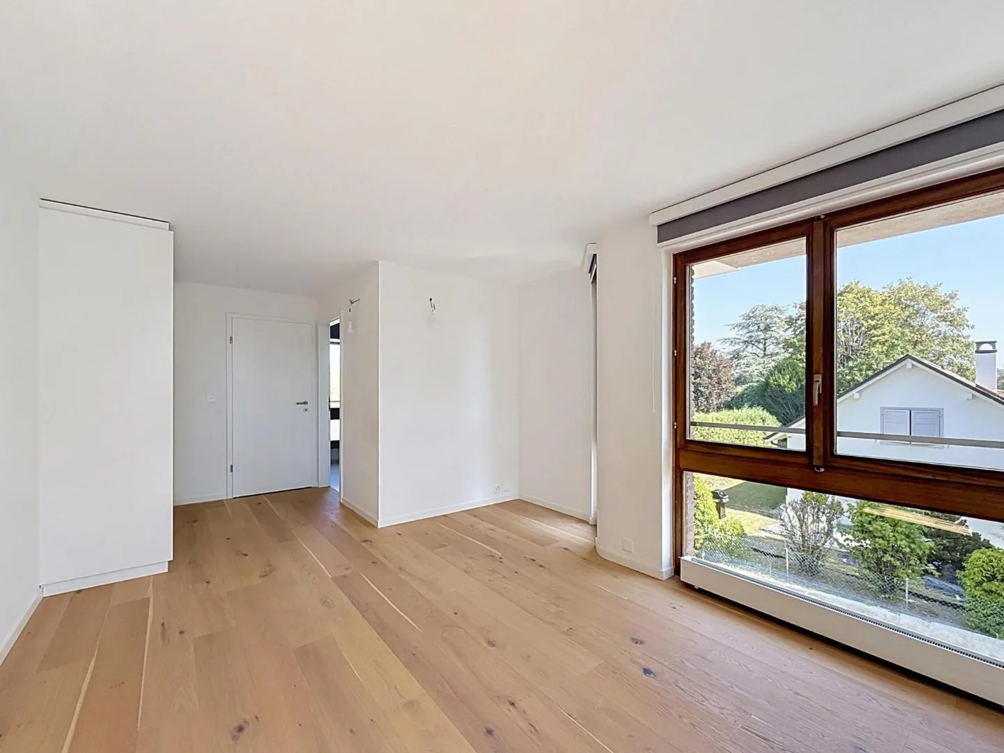 Exceptional Triplex in Vufflens-le-Château - Photo 3 of 13