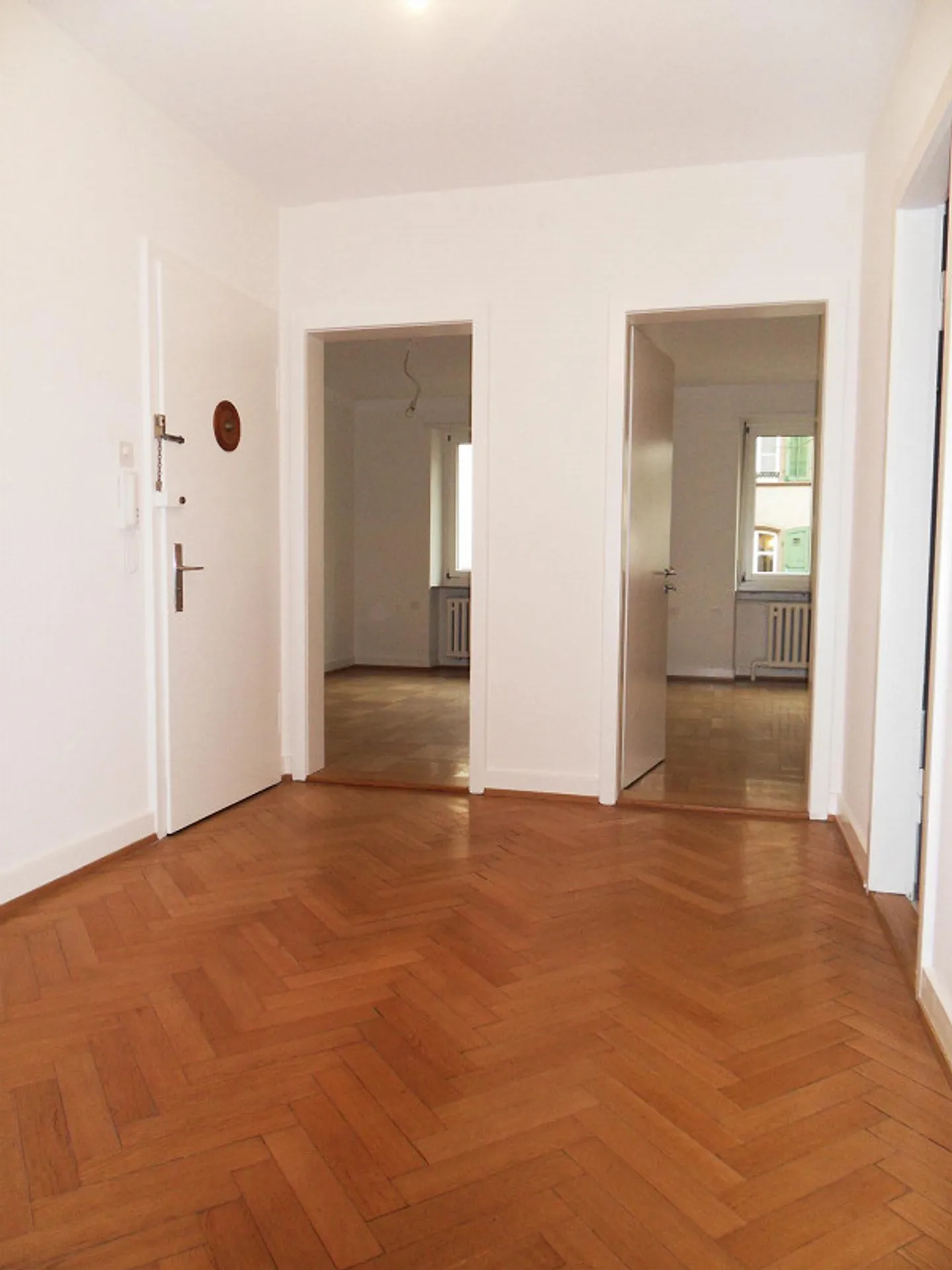Beautiful 3-room apartment on the raised ground floor - Photo 1 of 7