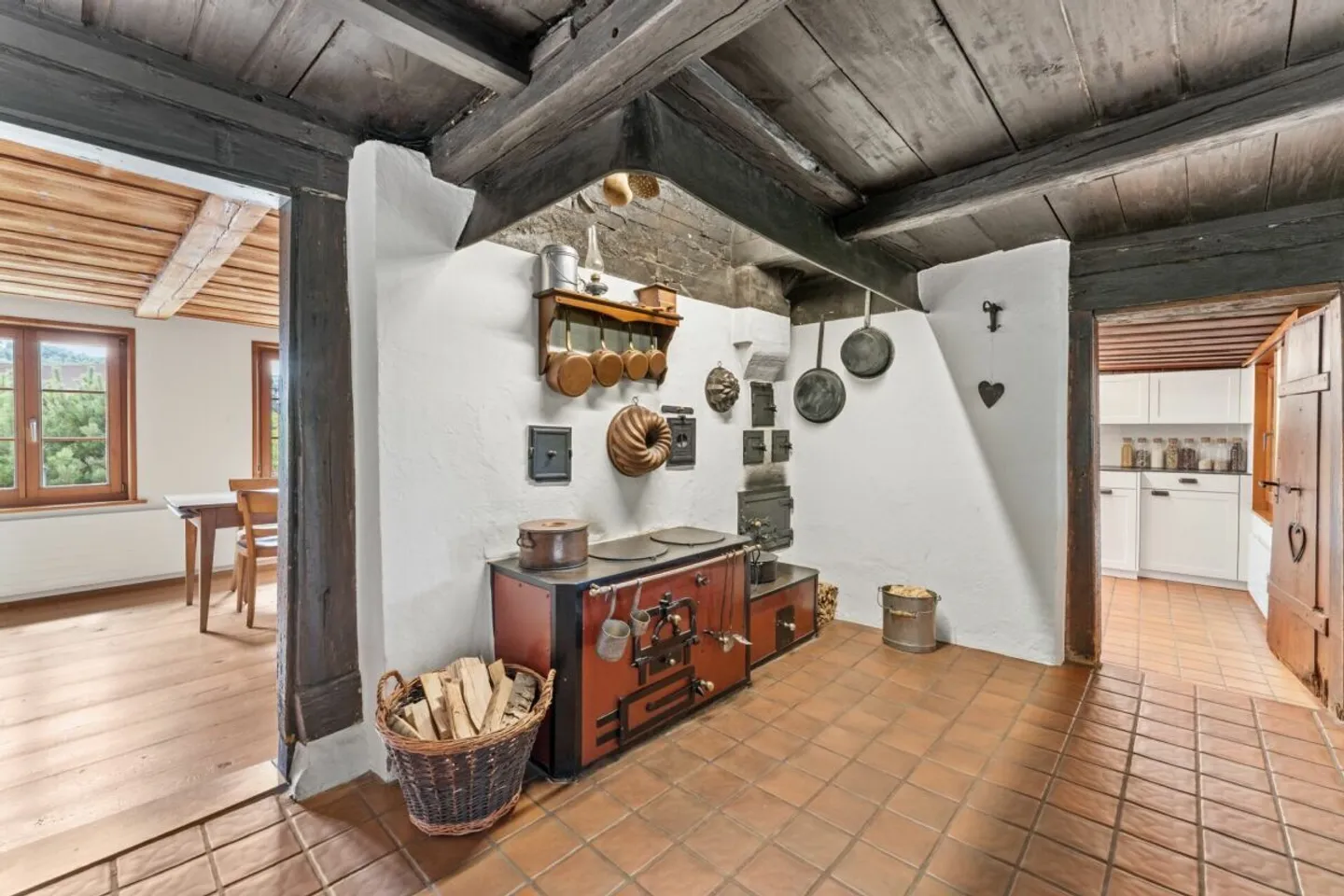 Bellissimo casale restaurato nel centro del villaggio di Moosleerau - Foto 11 di 13