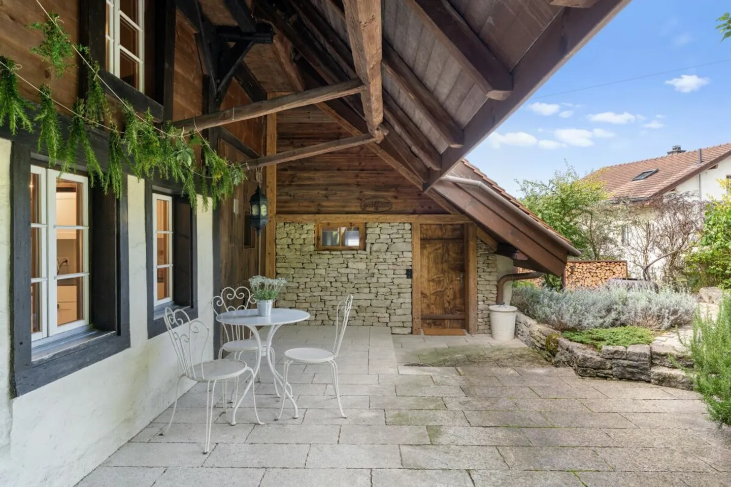Bellissimo casale restaurato nel centro del villaggio di Moosleerau - Foto 12 di 13