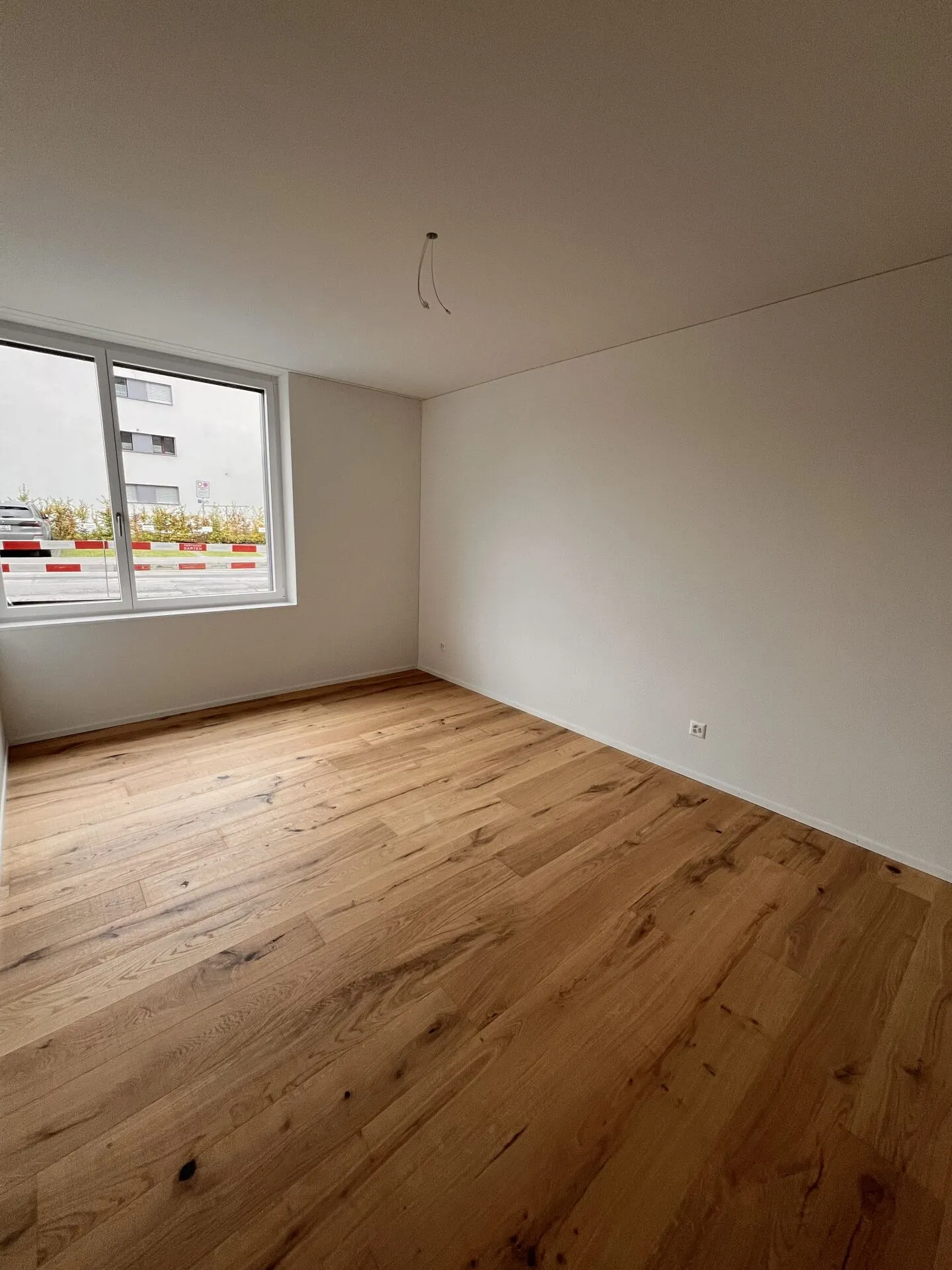 Appartamento moderno di 2,5 stanze in un quartiere tranquillo - Foto 6 di 10