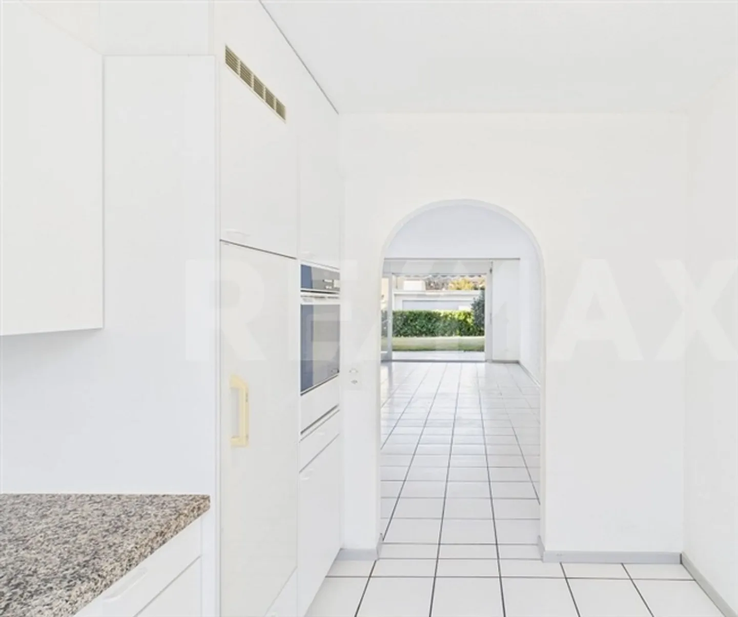 «6 Room single house» - Photo 8 of 13