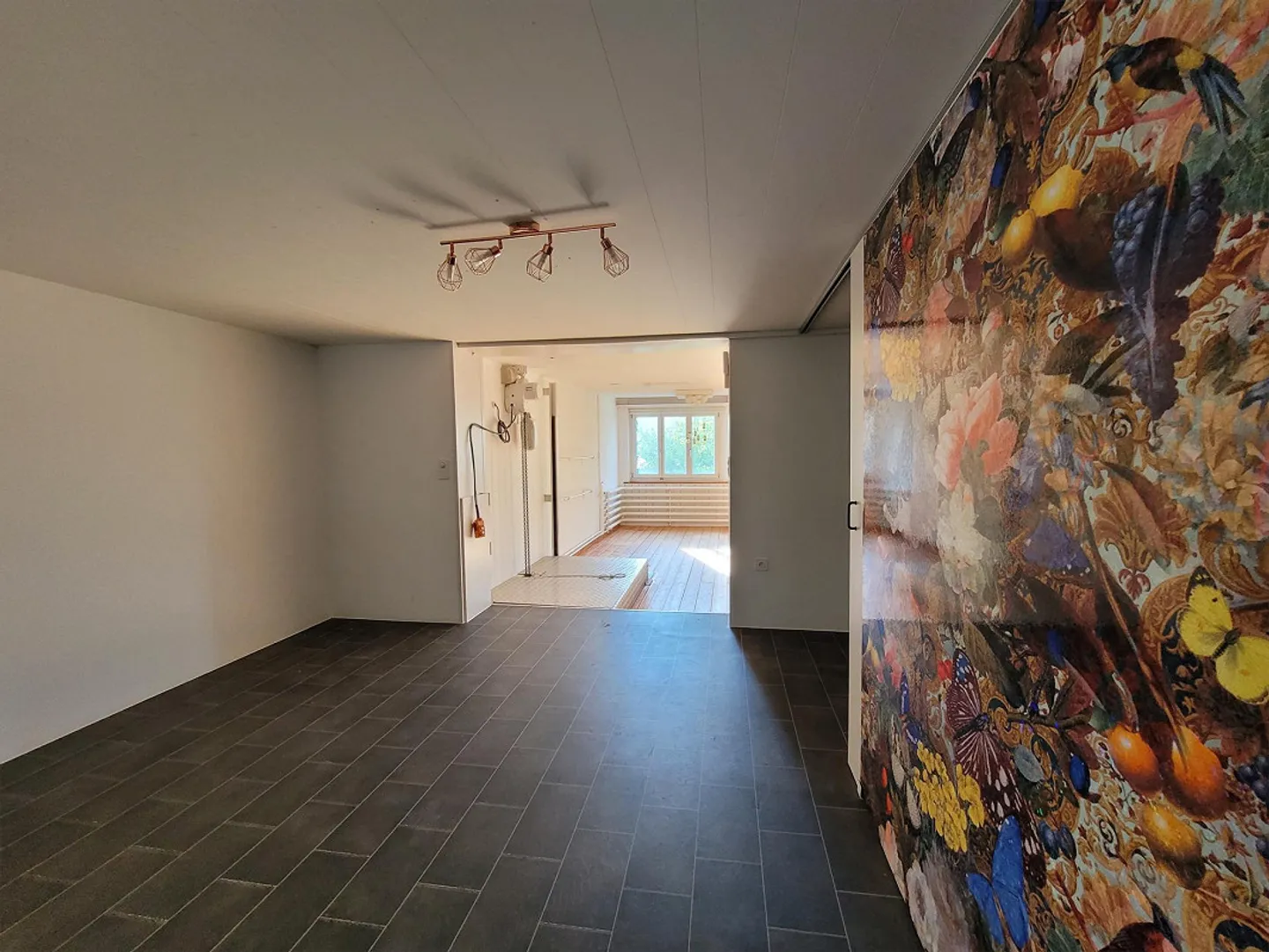 Spacious 6-room office or production spaces in a central location - Photo 7 of 24
