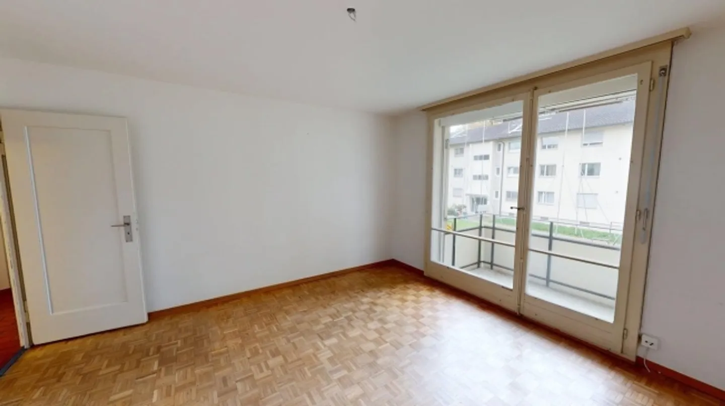 Appartement non meublé de 4 pièces à usage temporaire à Zurich-Oerlikon (limité au 31.03.2027) - Photo 2 sur 9