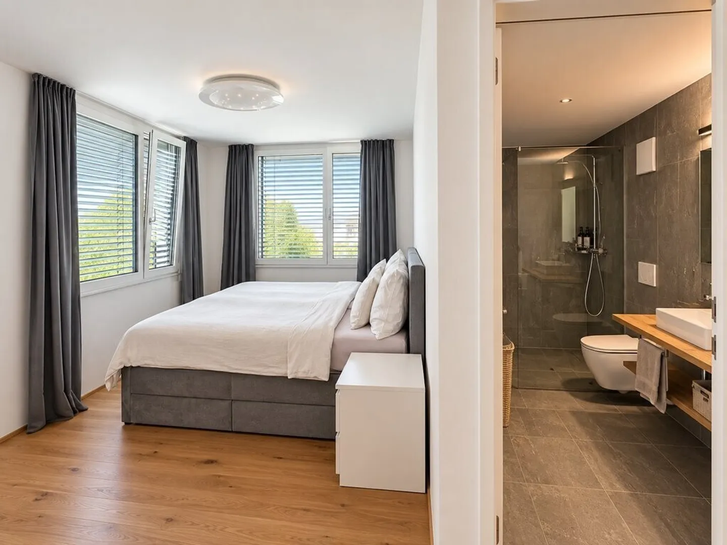 Appartement moderne de 4,5 pièces près de la gare de Cazis - Photo 5 sur 11