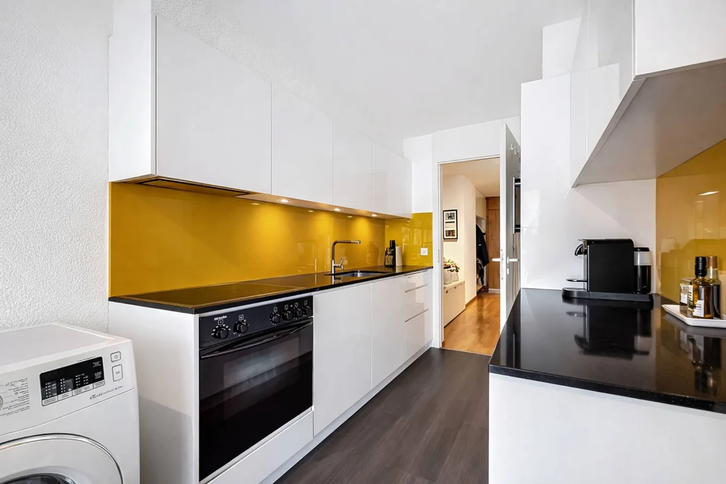 Appartamento luminoso di 100 m² situato in un quartiere tranquillo - Foto 6 di 12