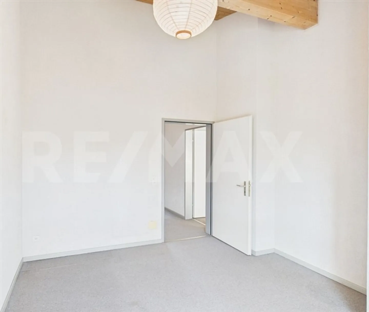 «6 Room single house» - Photo 12 of 13