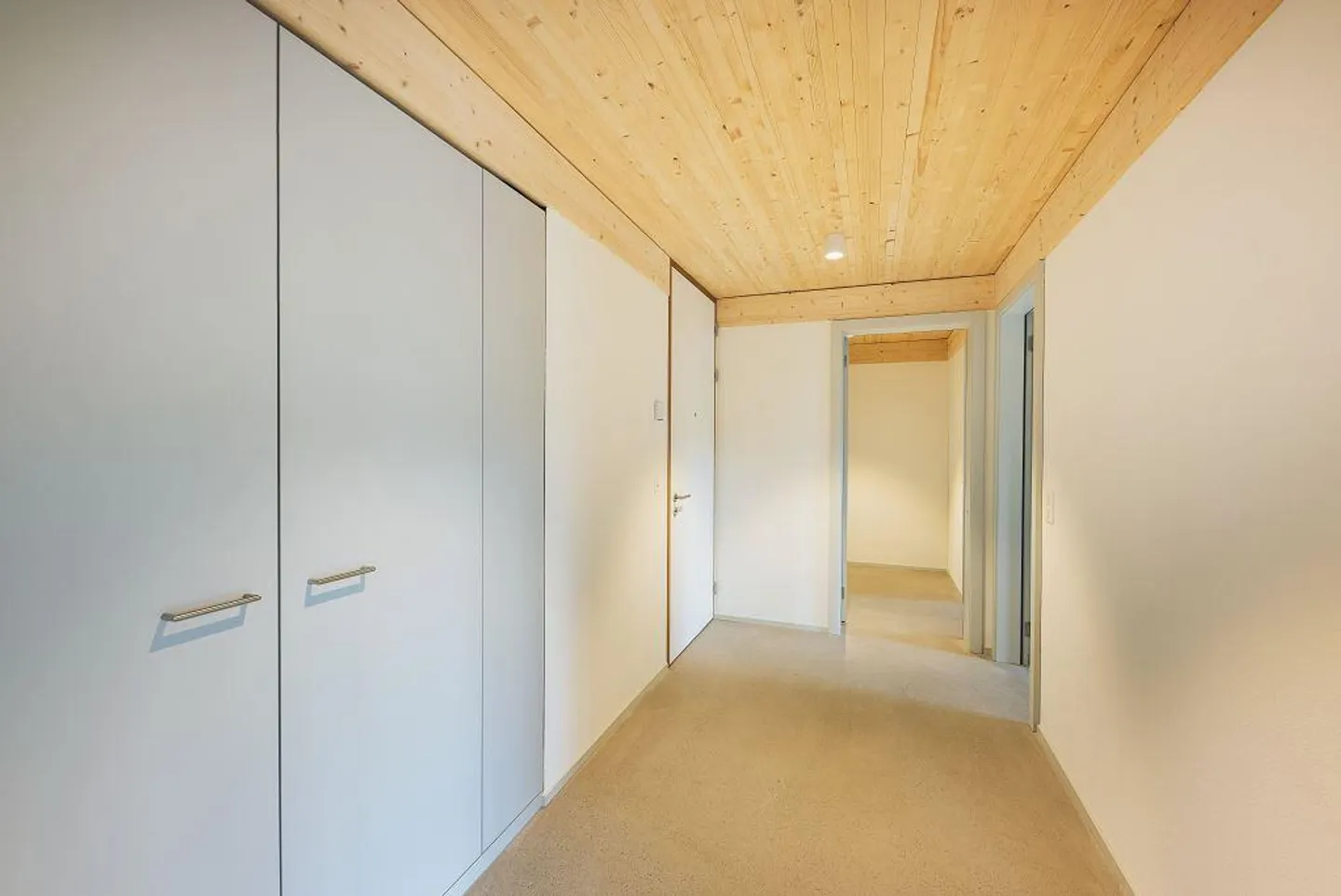 Modern 3.5-room apartment in Knonau near the train station - Photo 5 of 10