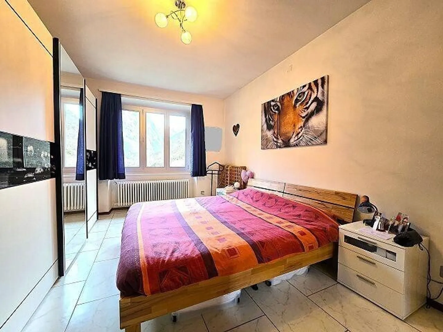 Belle maison de 5,5 pièces avec grand terrain et garage, belle vue... - Photo 10 sur 13