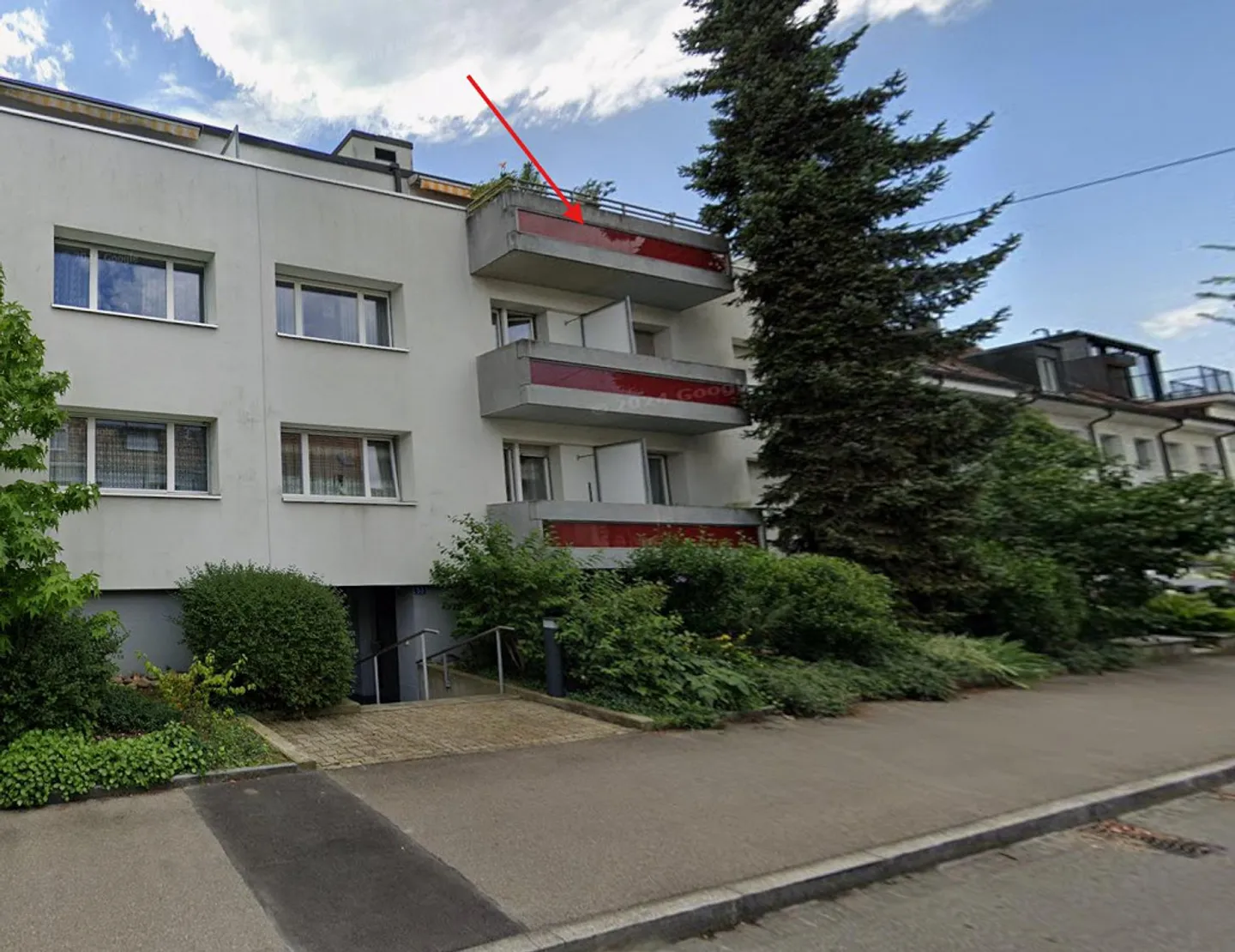 3-room apartment with balcony in Basel - Photo 1 of 13