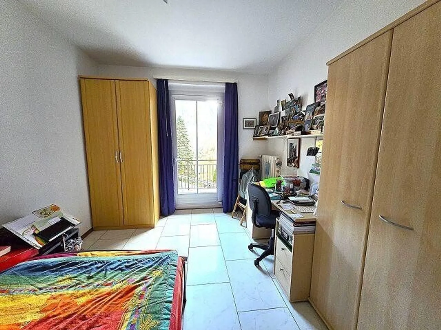 Belle maison de 5,5 pièces avec grand terrain et garage, belle vue... - Photo 11 sur 13
