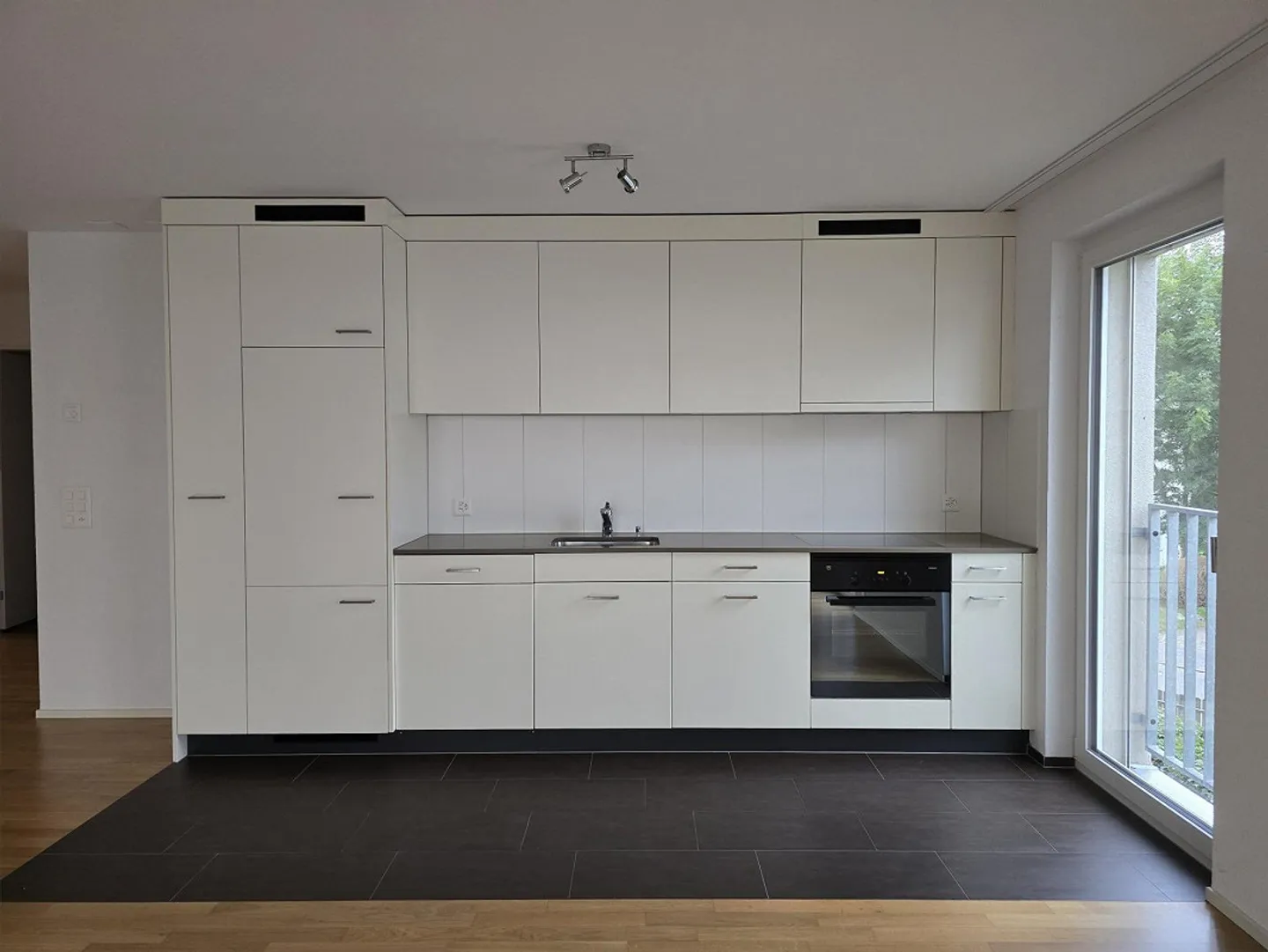 La tua nuova casa - vicina alla natura e ottima connessione ai mezzi pubblici ... - Foto 3 di 3