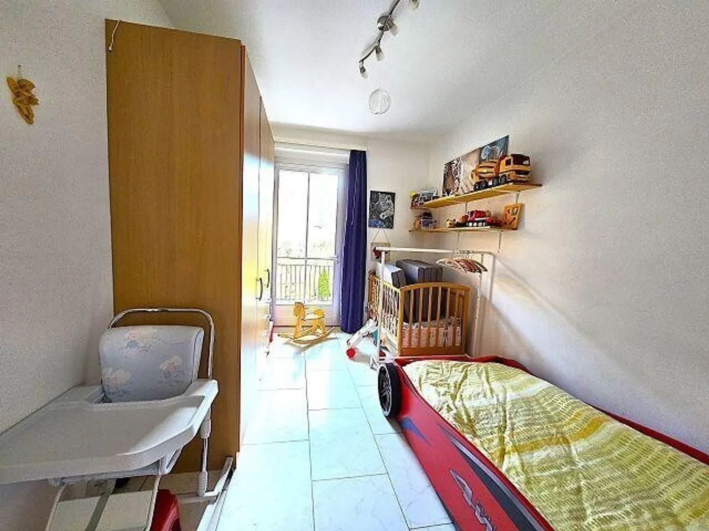Belle maison de 5,5 pièces avec grand terrain et garage, belle vue... - Photo 13 sur 13