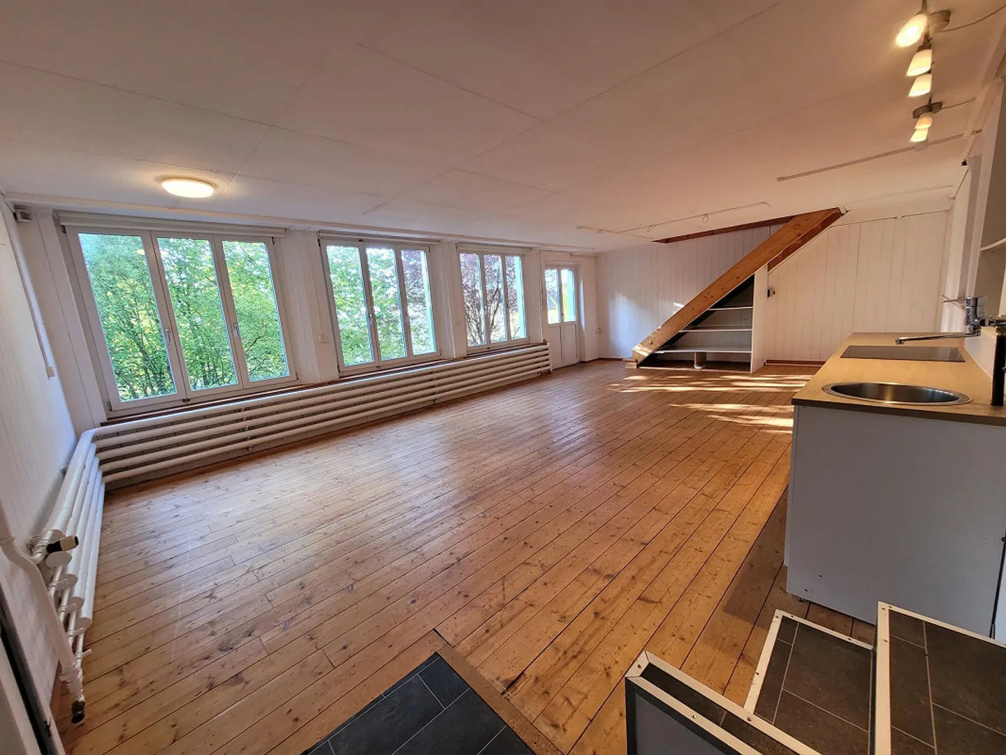 Spacious 6-room office or production spaces in a central location - Photo 17 of 24