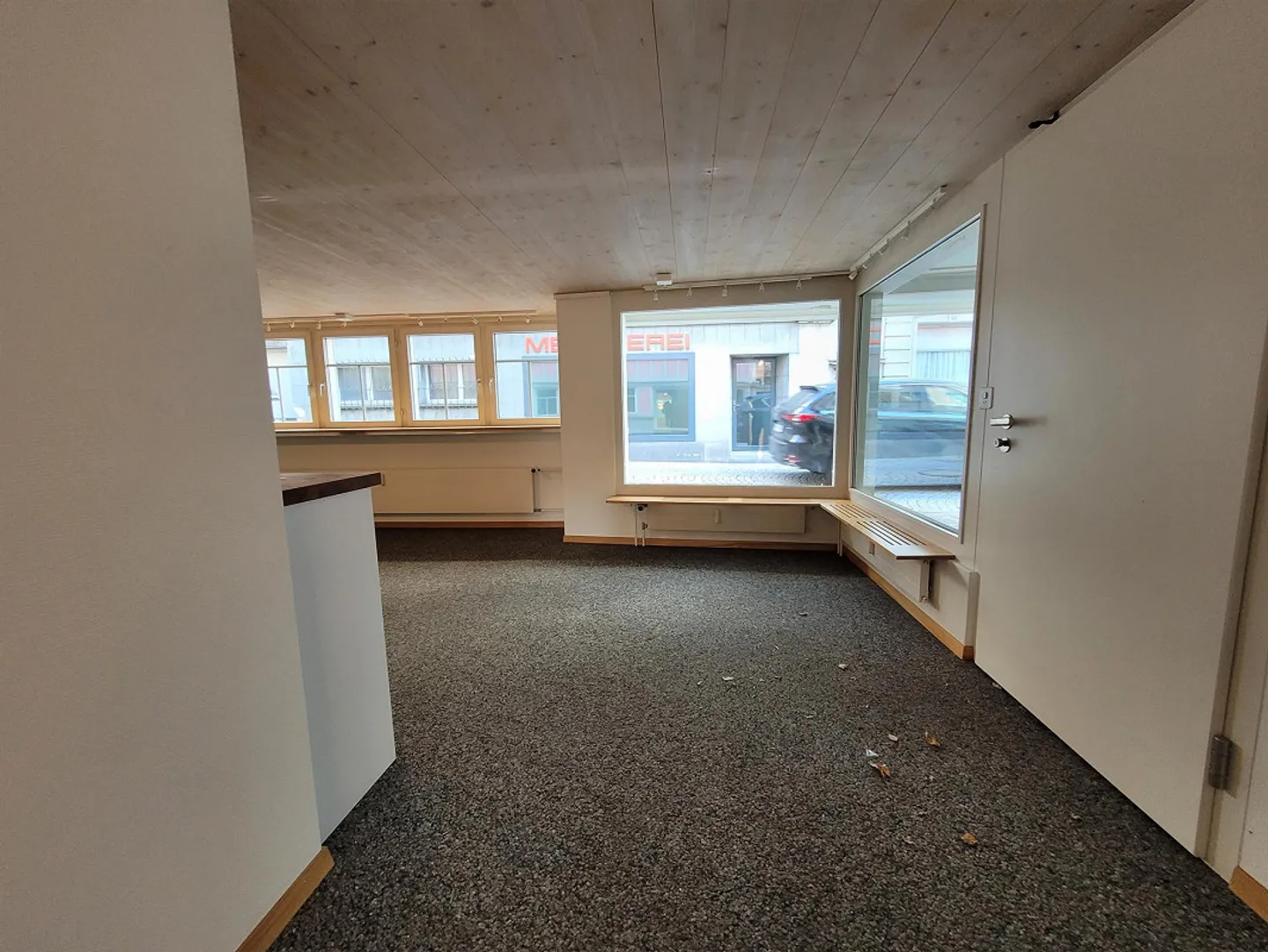 Spacious 6-room office or production spaces in a central location - Photo 23 of 24
