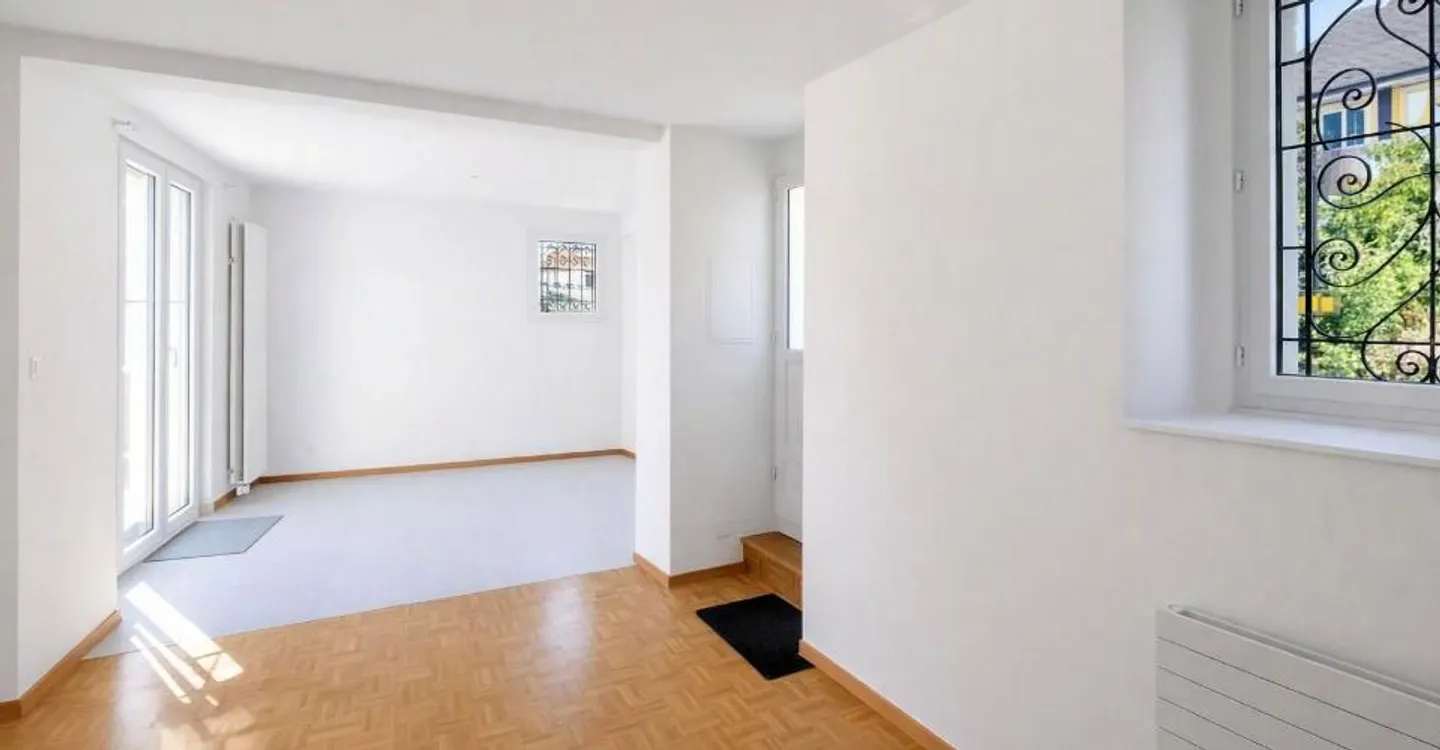 Appartement de 2.5 p, à deux pas du centre Villeneuve - Foto 2 di 4