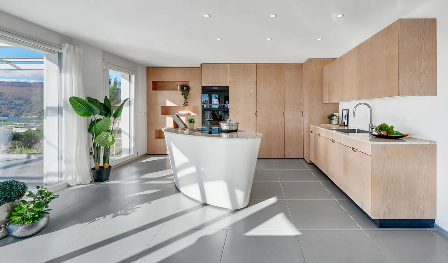 Stylish Living with a View – Your Oasis of Calm at the Forest Edge - Photo 4 of 7