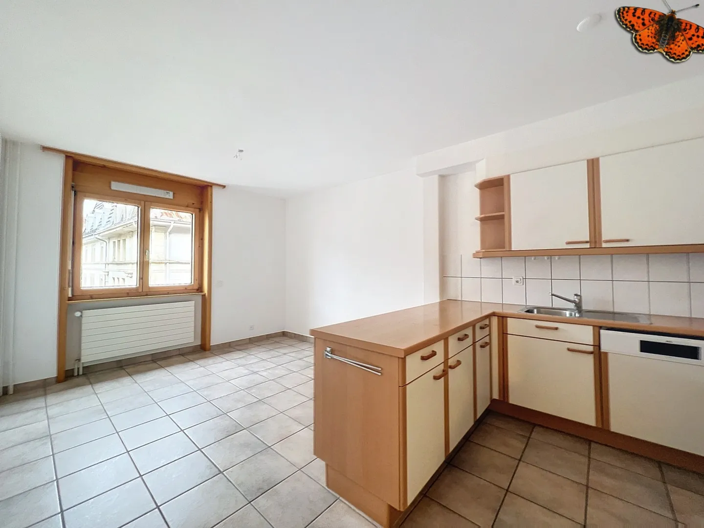 3-room apartment - With balcony! - Photo 4 of 10
