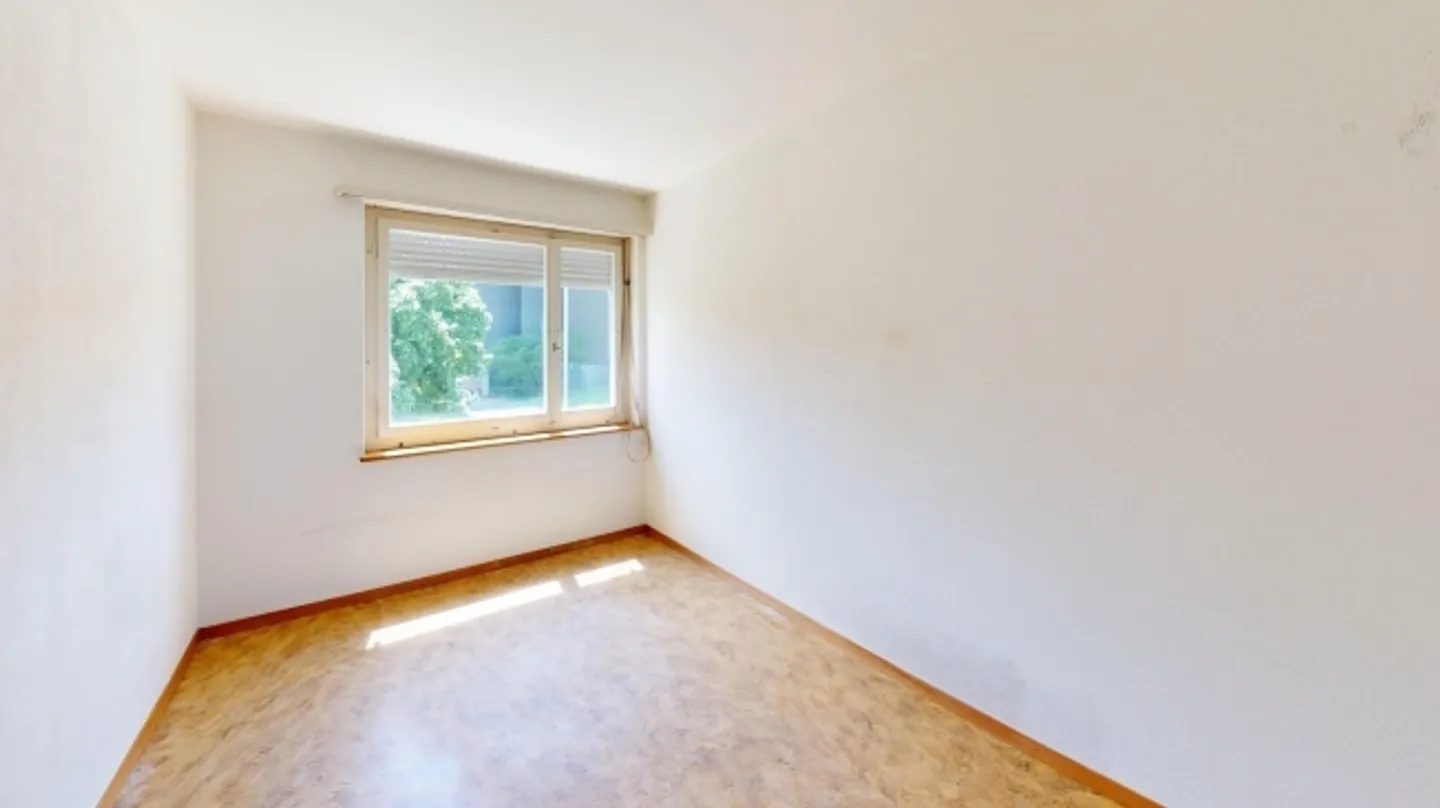 Unfurnished 4-room apartment for temporary rent in Zürich-Oerlikon (until 31.03.2026) - Photo 5 of 8