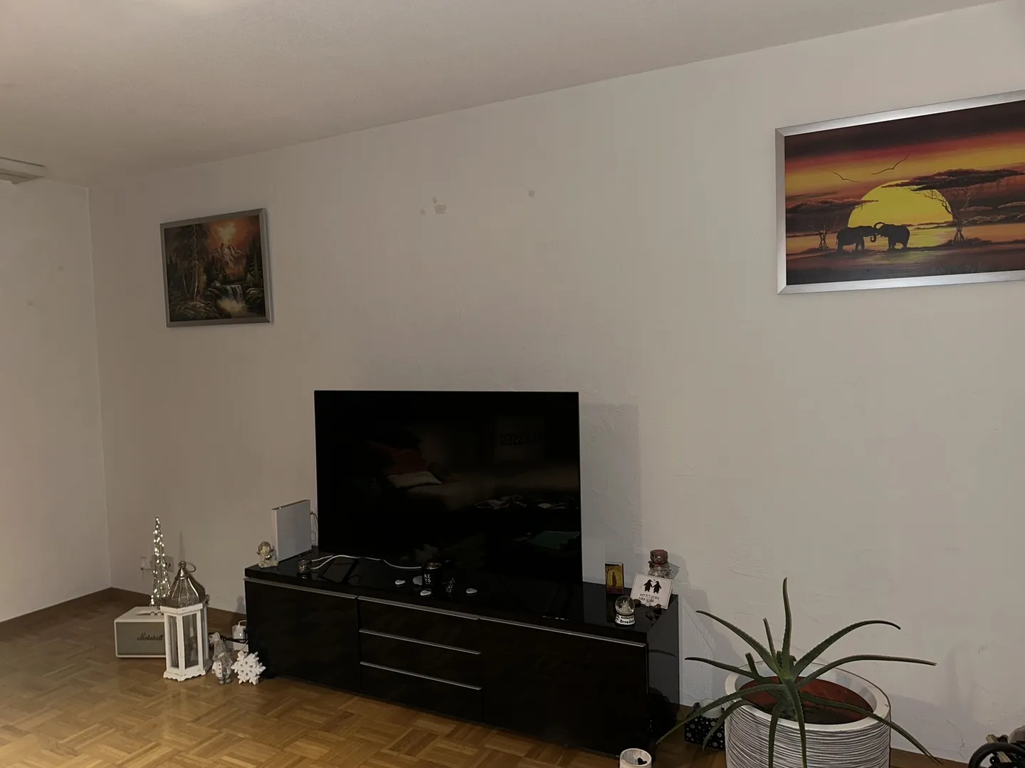 APPARTAMENTO 3½ LOCALI A AFFOLTERN AM ALBIS (ZH), ARREDATO, TEMPORANEO - Foto 2 di 9