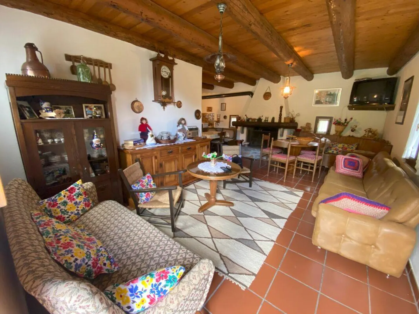For sale rustic house with magnificent view - Photo 8 of 15