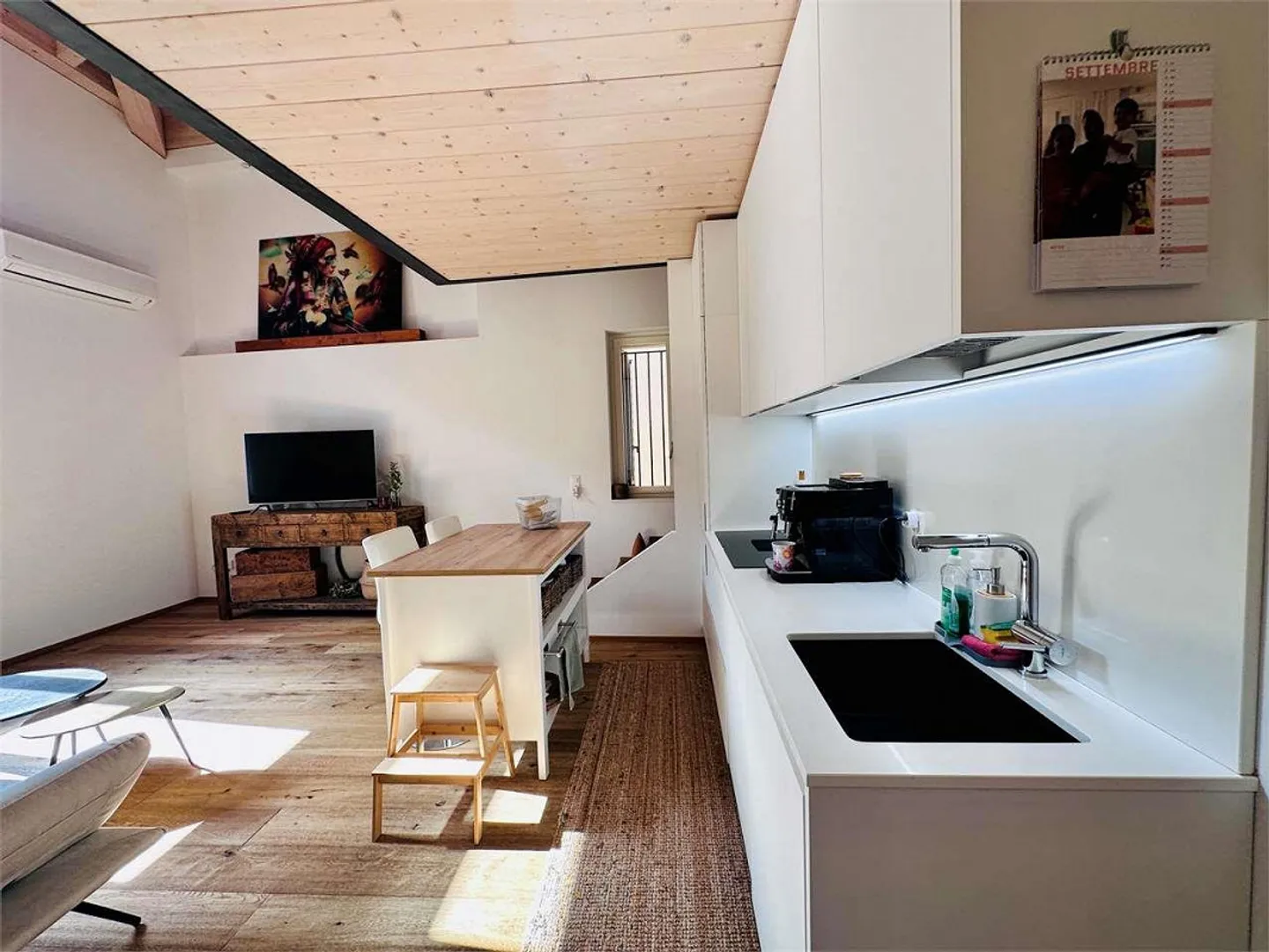 Riva S. Vitale ...two steps from the lake, 3.5-room duplex attic for sale - Photo 2 of 13