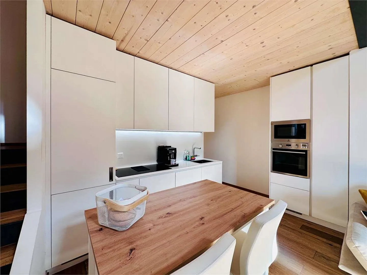 Riva S. Vitale ...two steps from the lake, 3.5-room duplex attic for sale - Photo 4 of 13