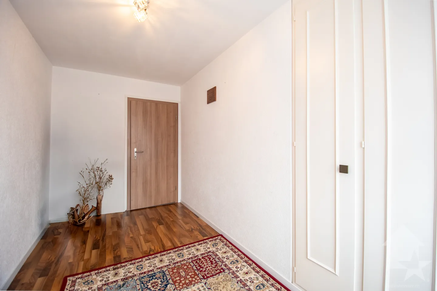 Large 4.5-room apartment in Martigny - Photo 9 of 10