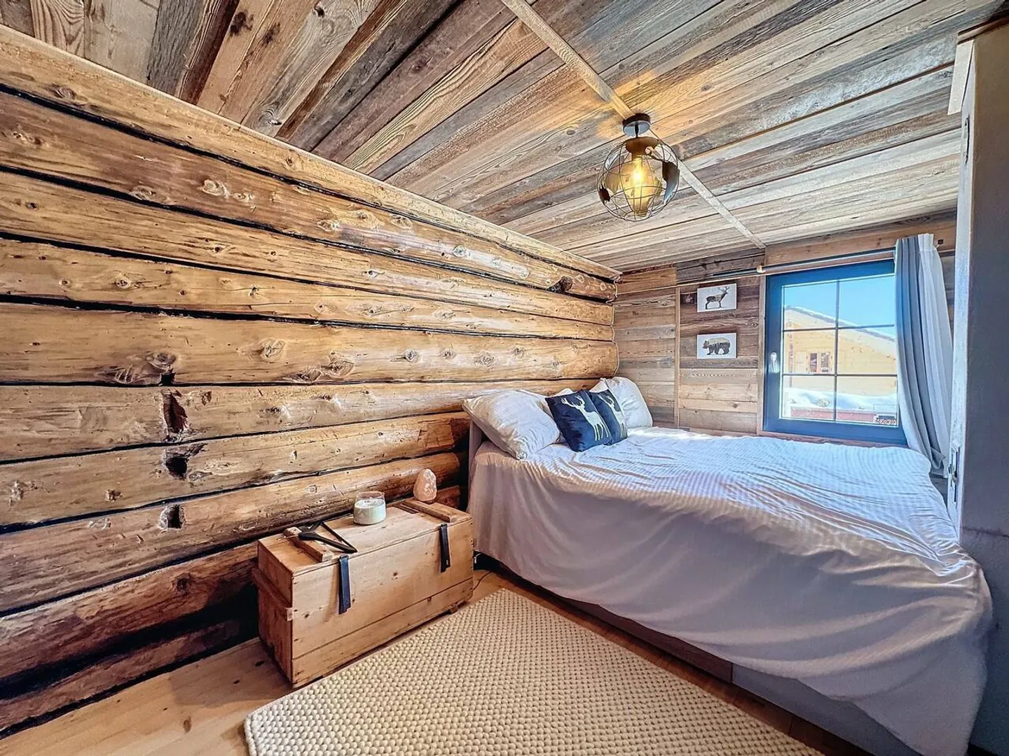 Authentic Renovated 8-Room Chalet - Photo 7 of 13