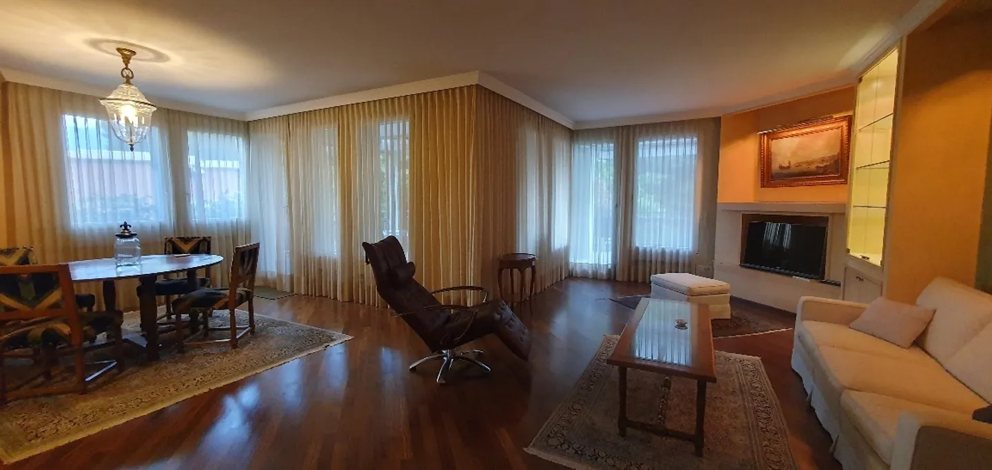 Elegantes und komfortables Penthouse - Foto 3 von 15