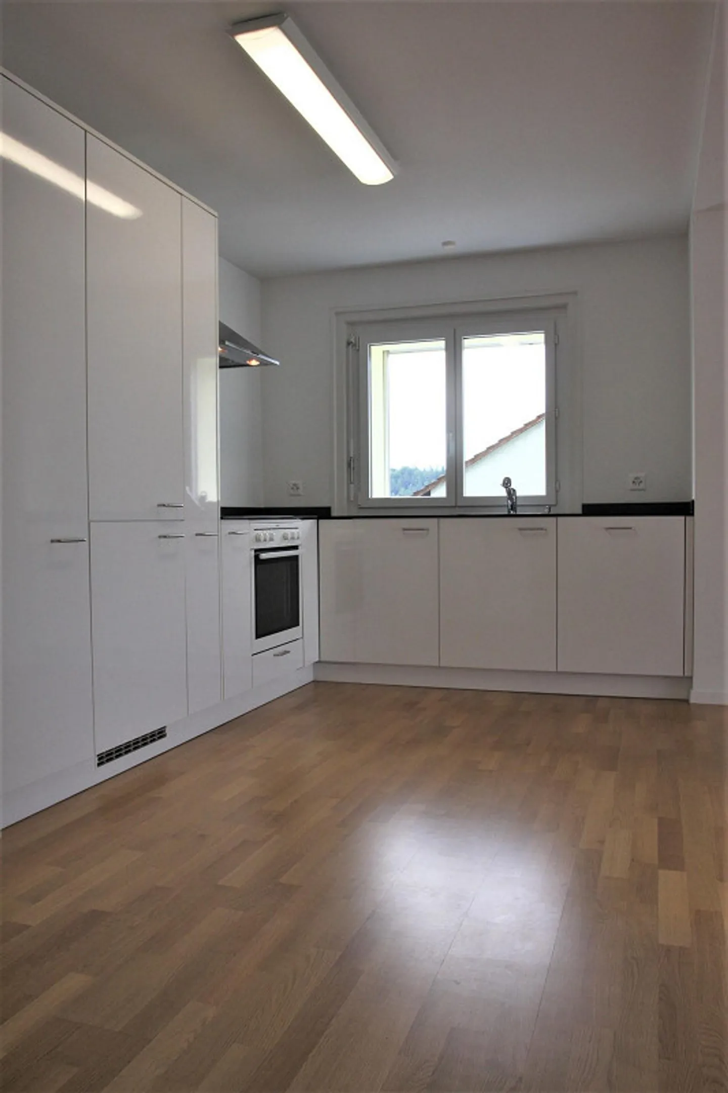 Appartamento moderno di 3,5 locali con buon standard di finitura - Foto 4 di 12