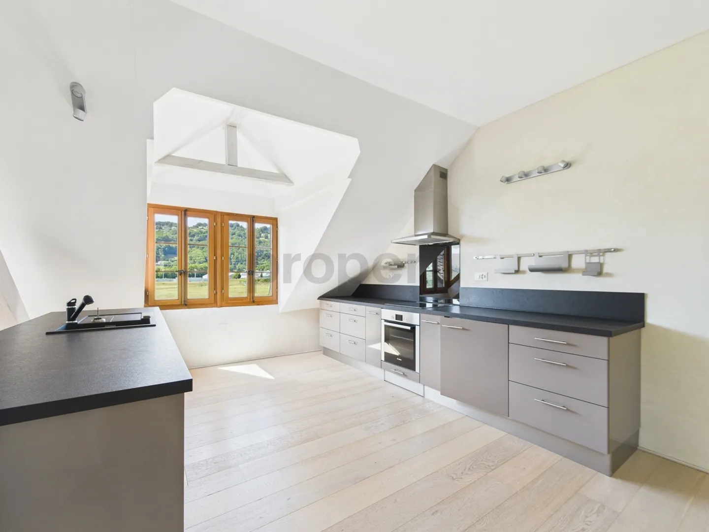 Loft lumineux et moderne à St-Légier-La Chiésaz - Photo 4 sur 8