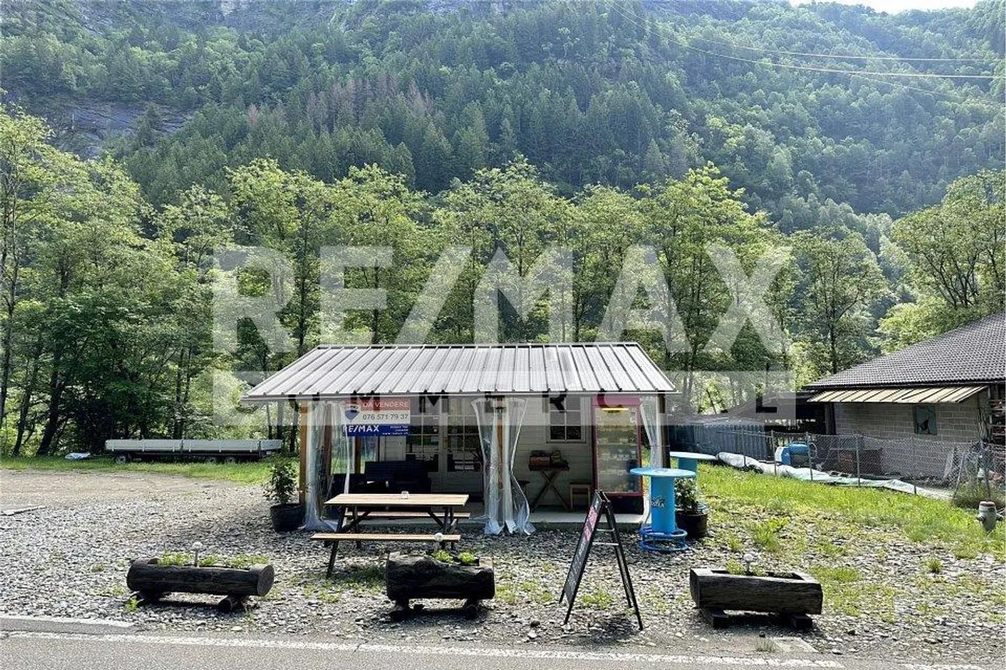 Gewerbefläche zum Verkauf im schönen Val Calanca - Foto 3 von 13