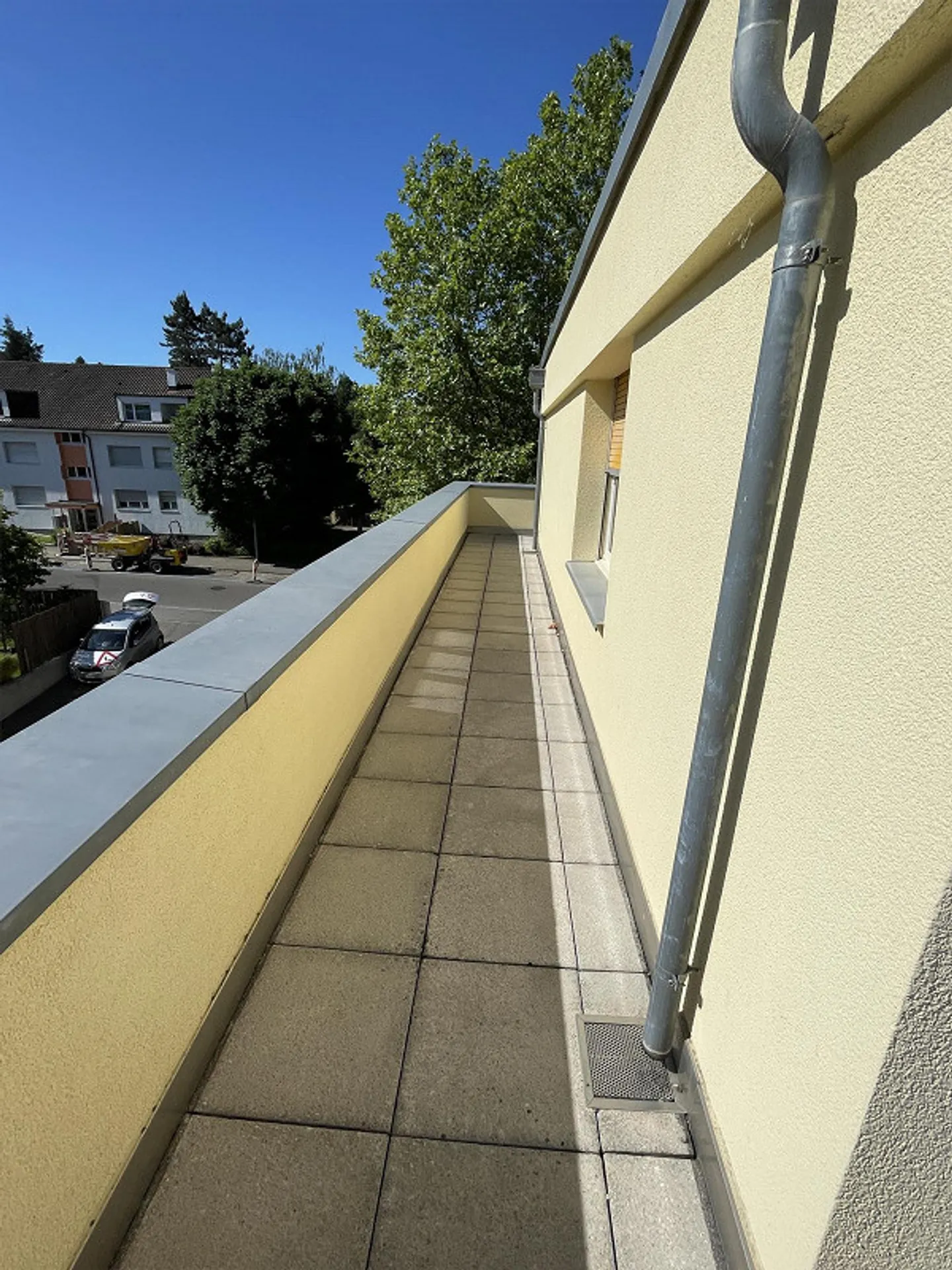 Appartement en Attique 3 1/2 Z' au Dernier Étage avec Grande Terrasse - Photo 9 sur 10