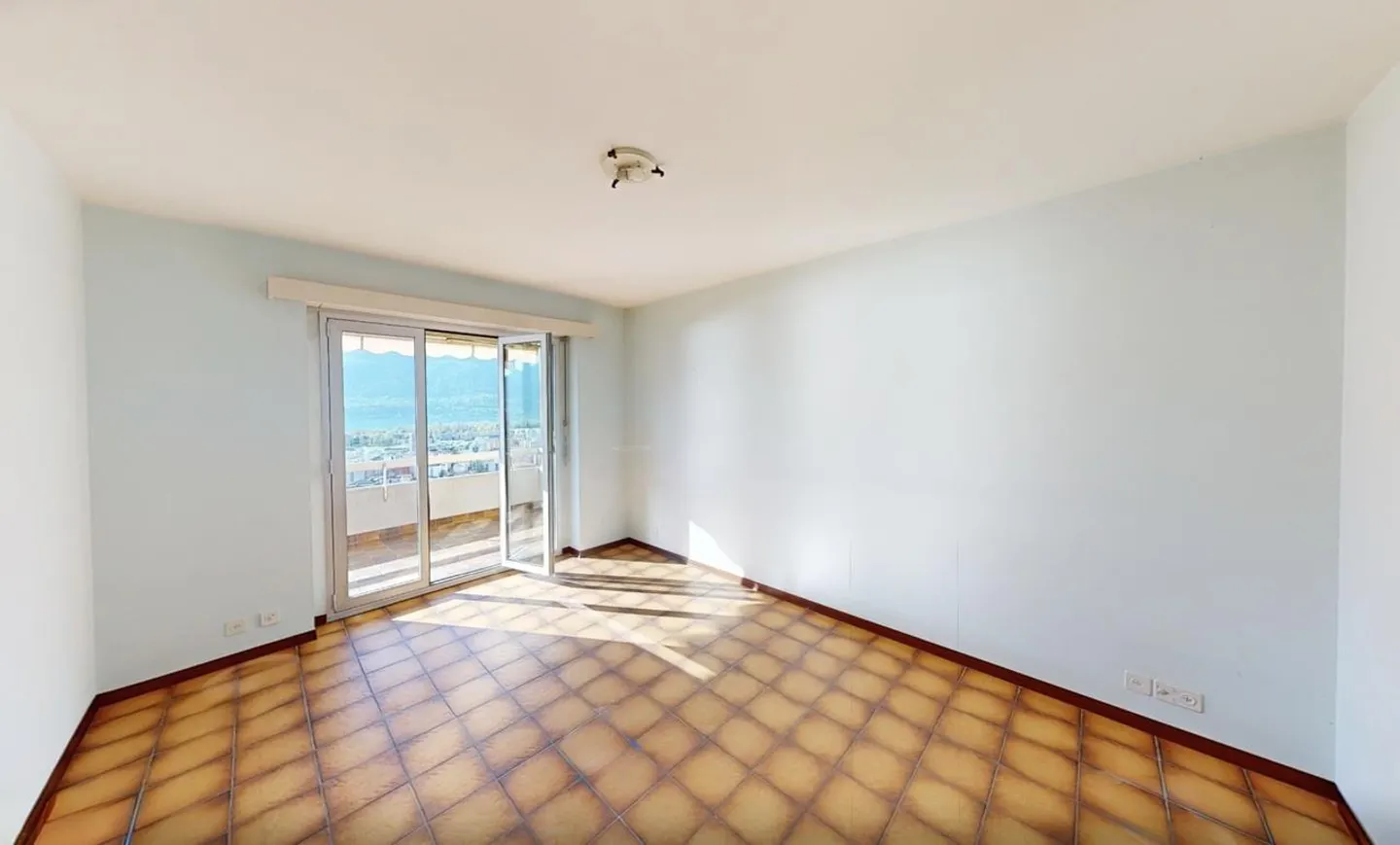 4.5 Room Apartment in Dream Location - Photo 8 of 21