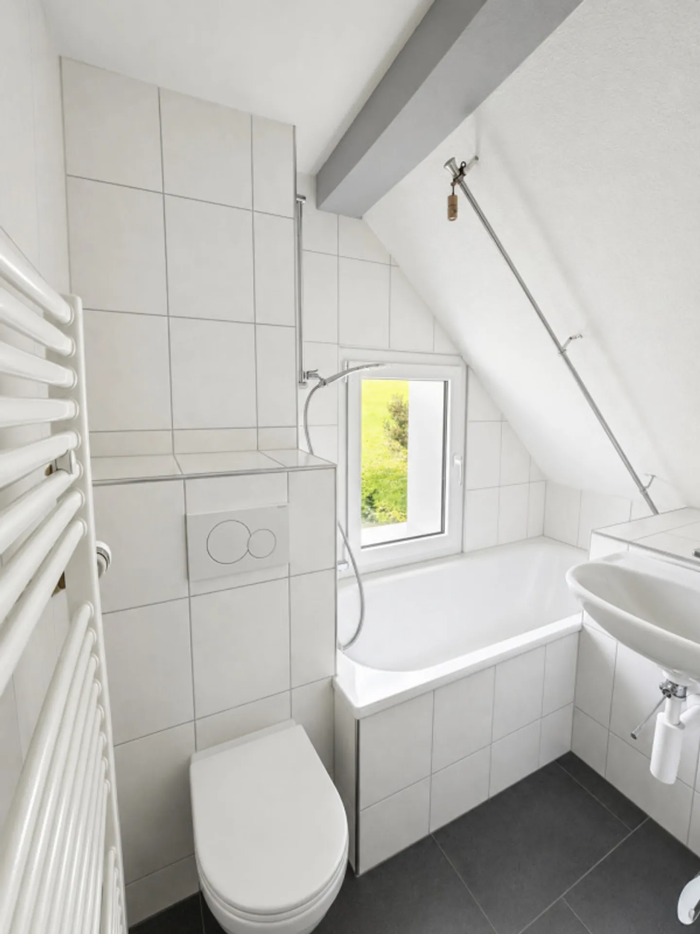 Charmantes Loft mit Traumhaftem Ausblick - Foto 10 von 13