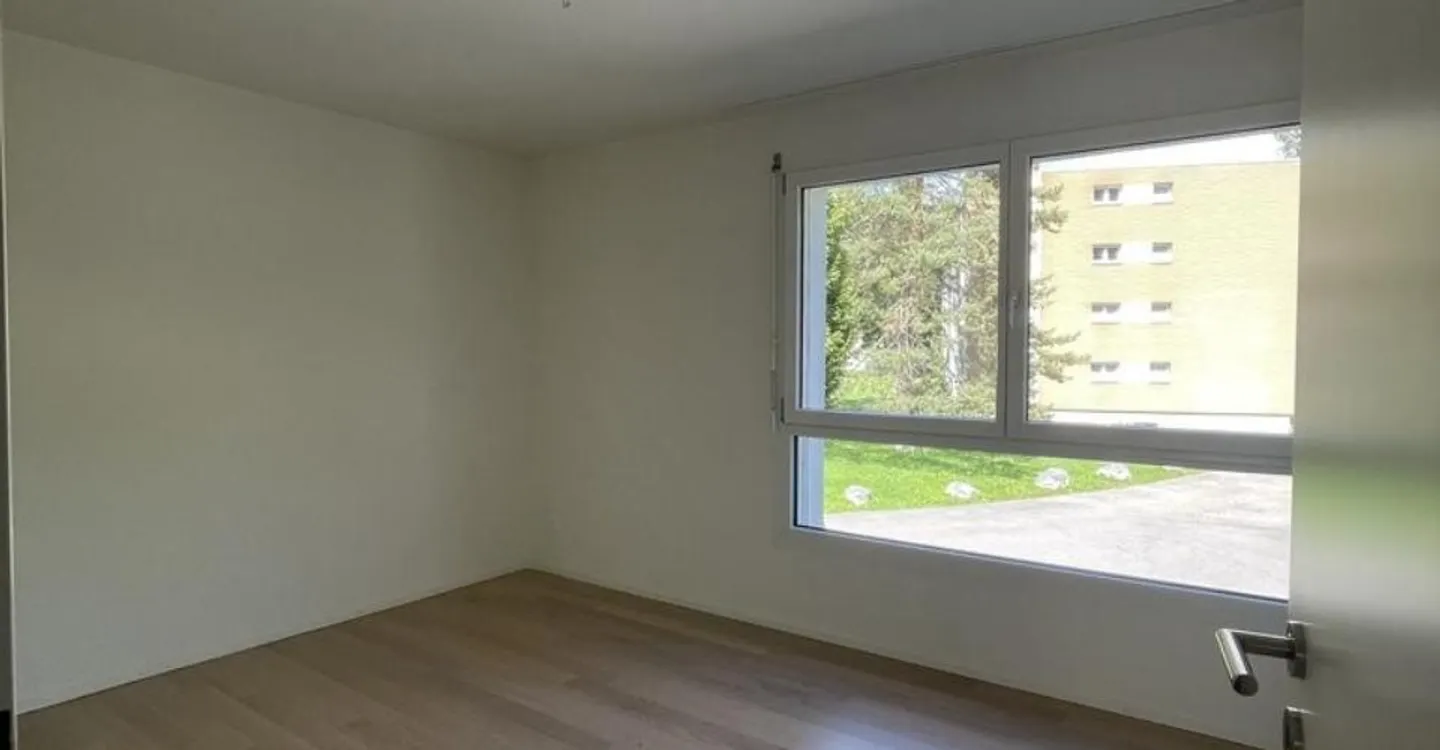 Bright and modern 4.5 attic apartment - Photo 6 of 8