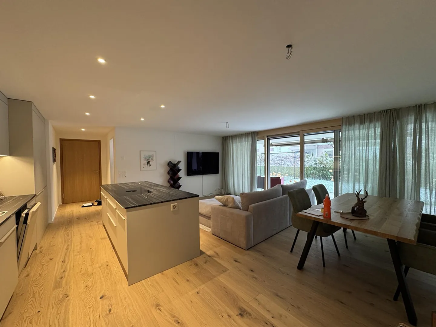 Nuovo appartamento duplex con giardino di 4.5 locali nel centro di Coira - Foto 2 di 8