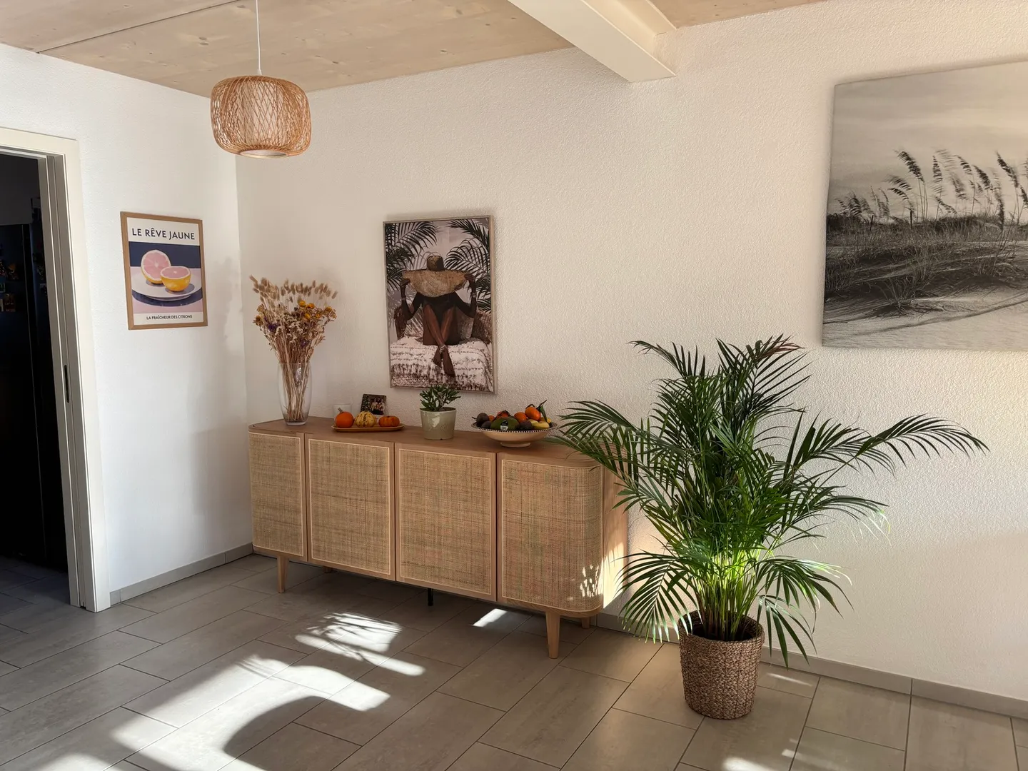 Charming Townhouse with Garden - Photo 3 of 10