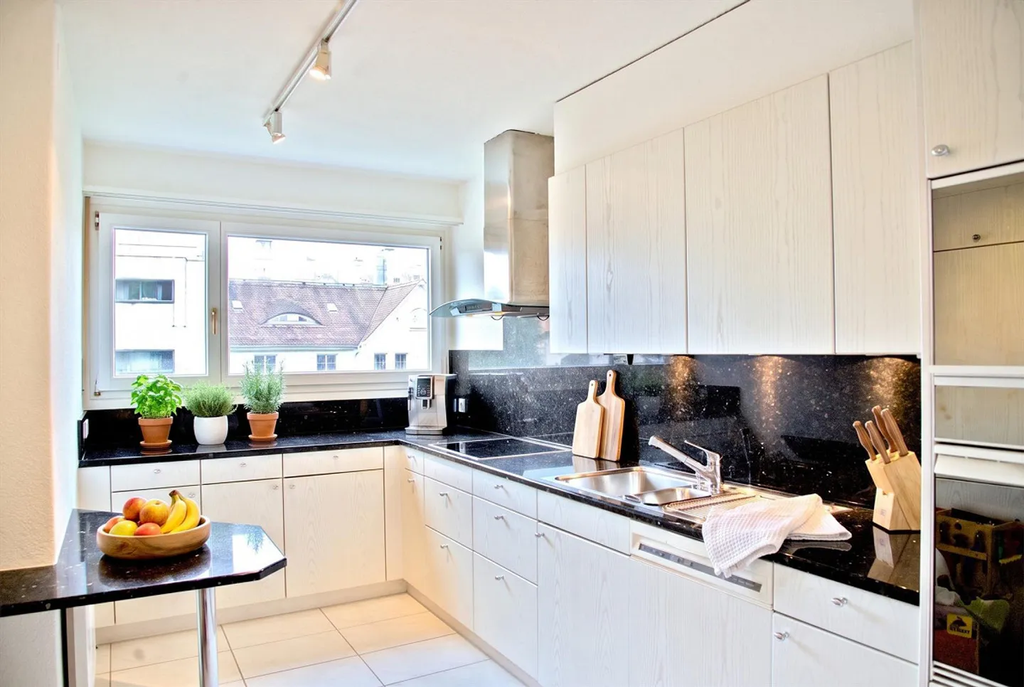 gemütliche 4½-Zimmer-Wohnung mit Cheminée - Foto 3 von 4